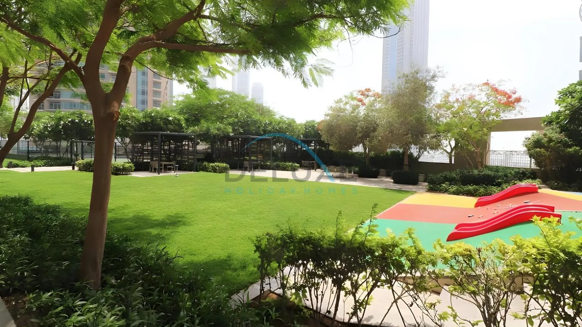 City Views 2Br Close To Burj Khalifa & Dubai Mall, Burj Vista Tower 2, Downtown By Deluxe Holiday Homes