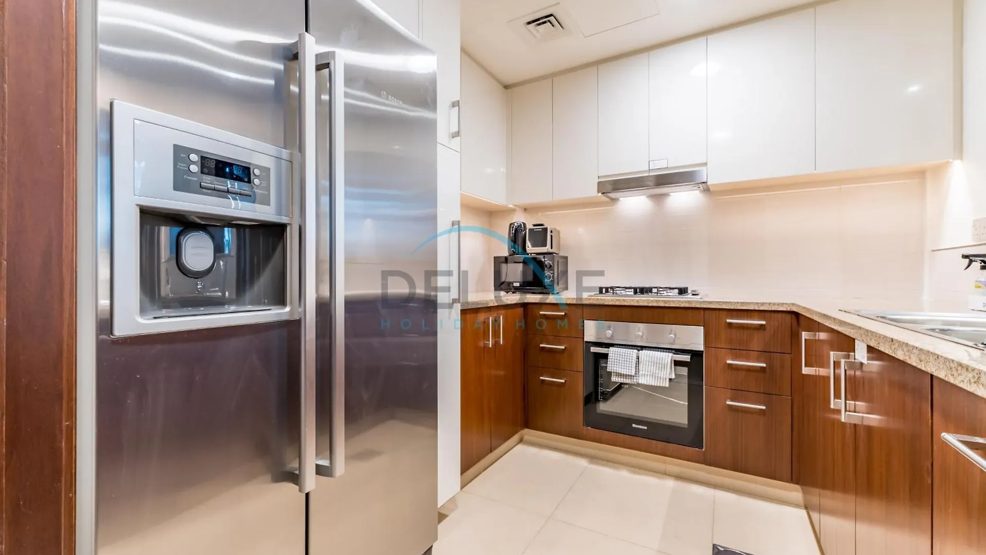 Apartment City Views 2Br Close To Burj Khalifa & Dubai Mall, Burj Vista Tower 2, Downtown By Deluxe Holiday Homes